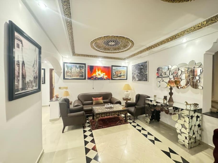 Downtown Luxurious Apartment Tangier